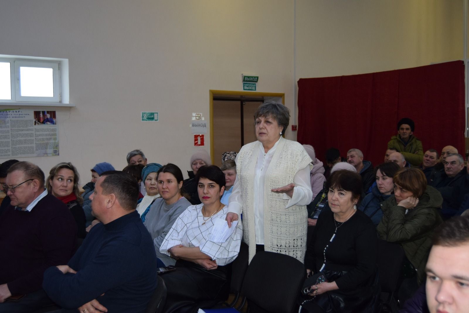 Элемтә начар булу сәбәпле, каразиреклеләр яңа ел мөрәҗәгатен тыңлый алмаган