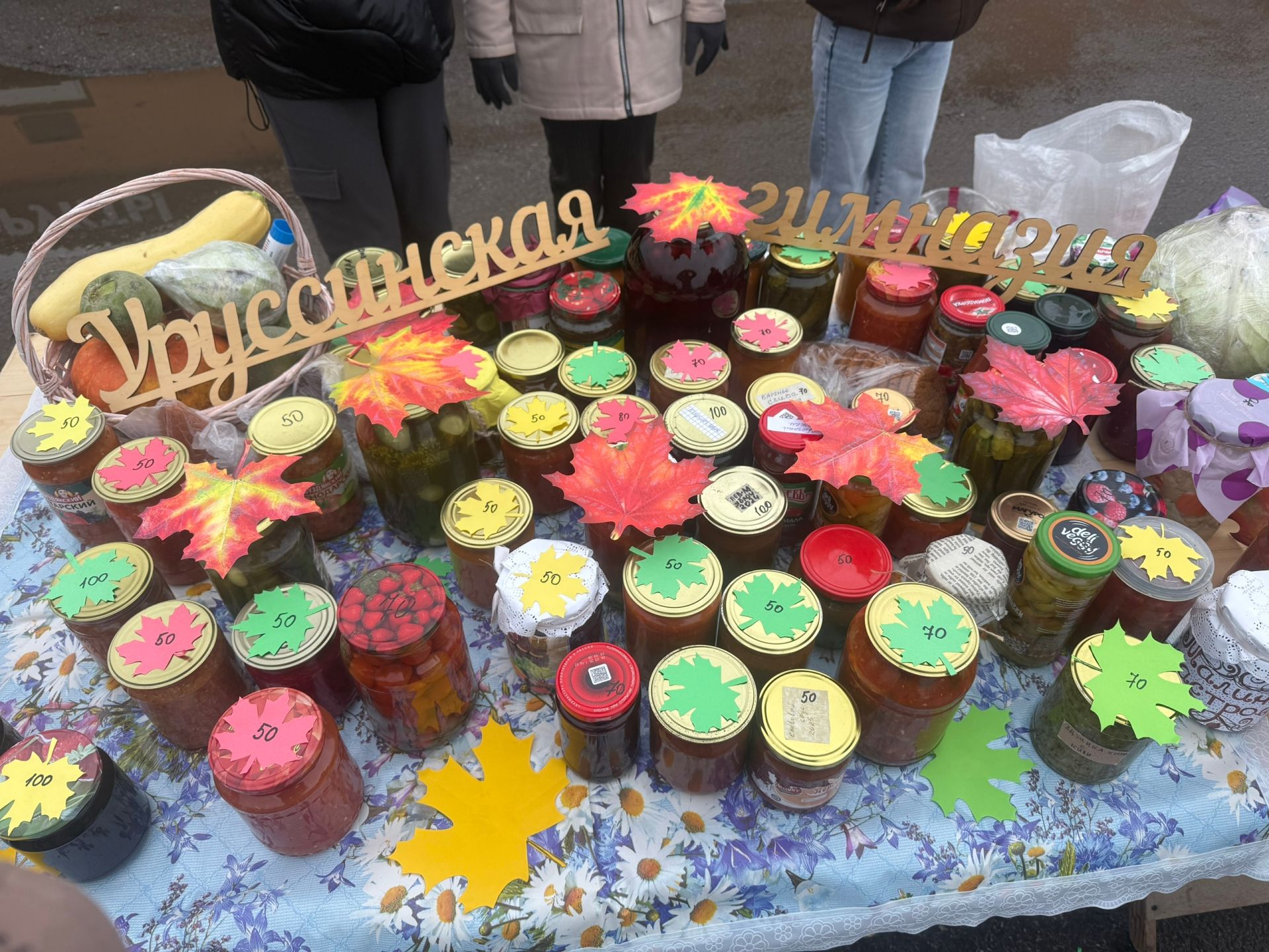 Ярмарка на центральном рынке Уруссу привлекла множество гостей