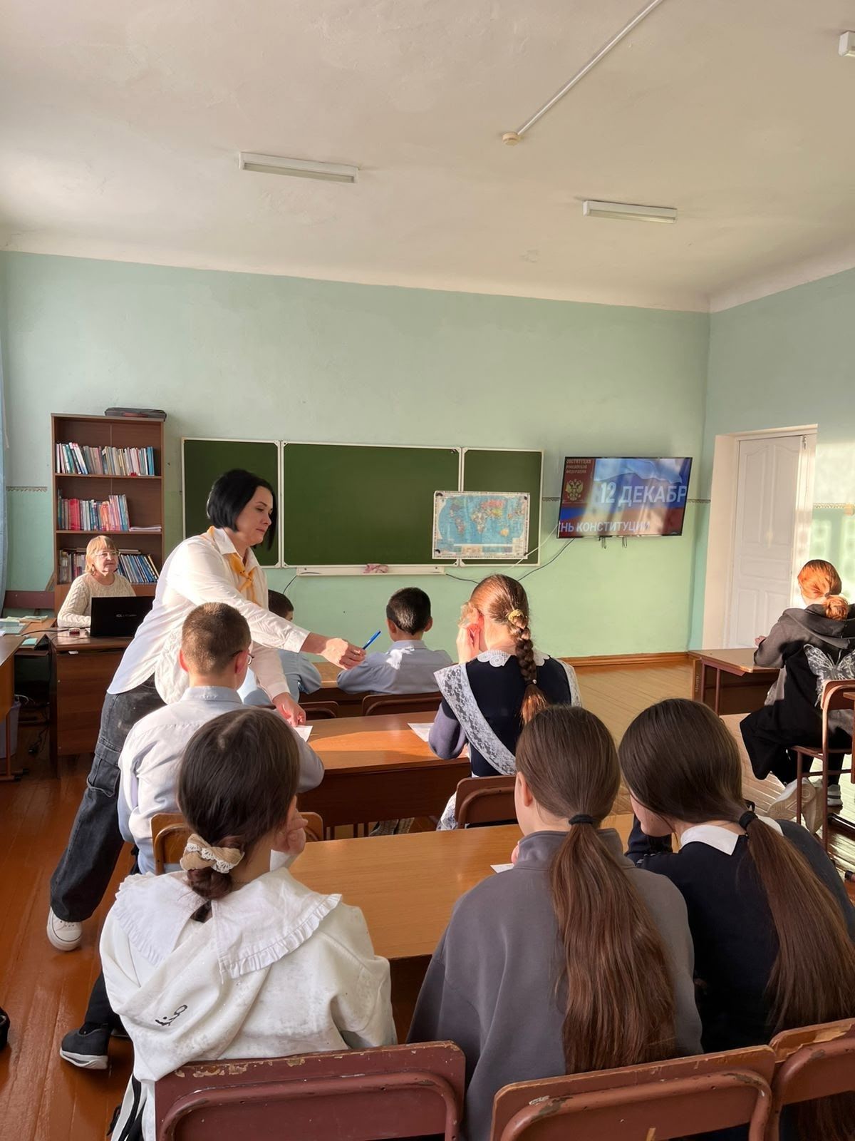 Викторина по Конституции в Байрякинской школе