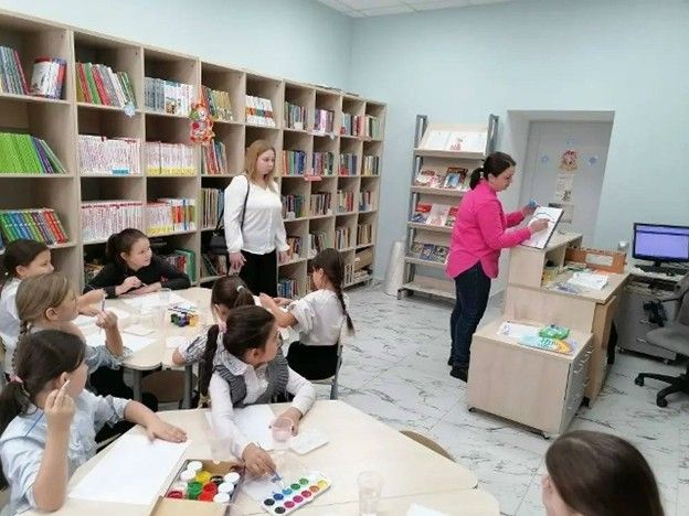 Зимние узоры на бумаге