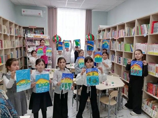 Зимние узоры на бумаге