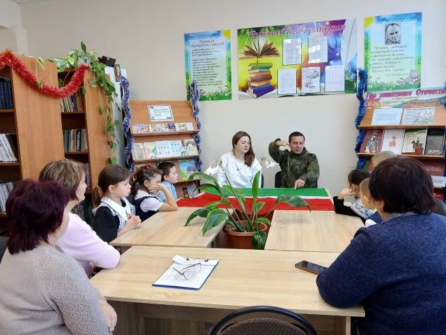 Встреча с героем: история флага и уроки мужества