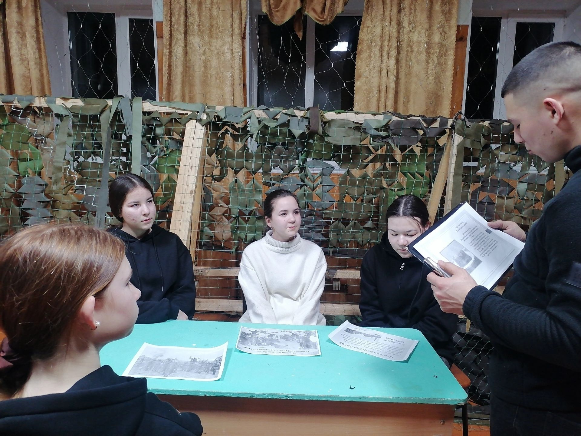 В Ново-Каразерикском сельском клубе состоялся информационный час «Сталинградская битва»