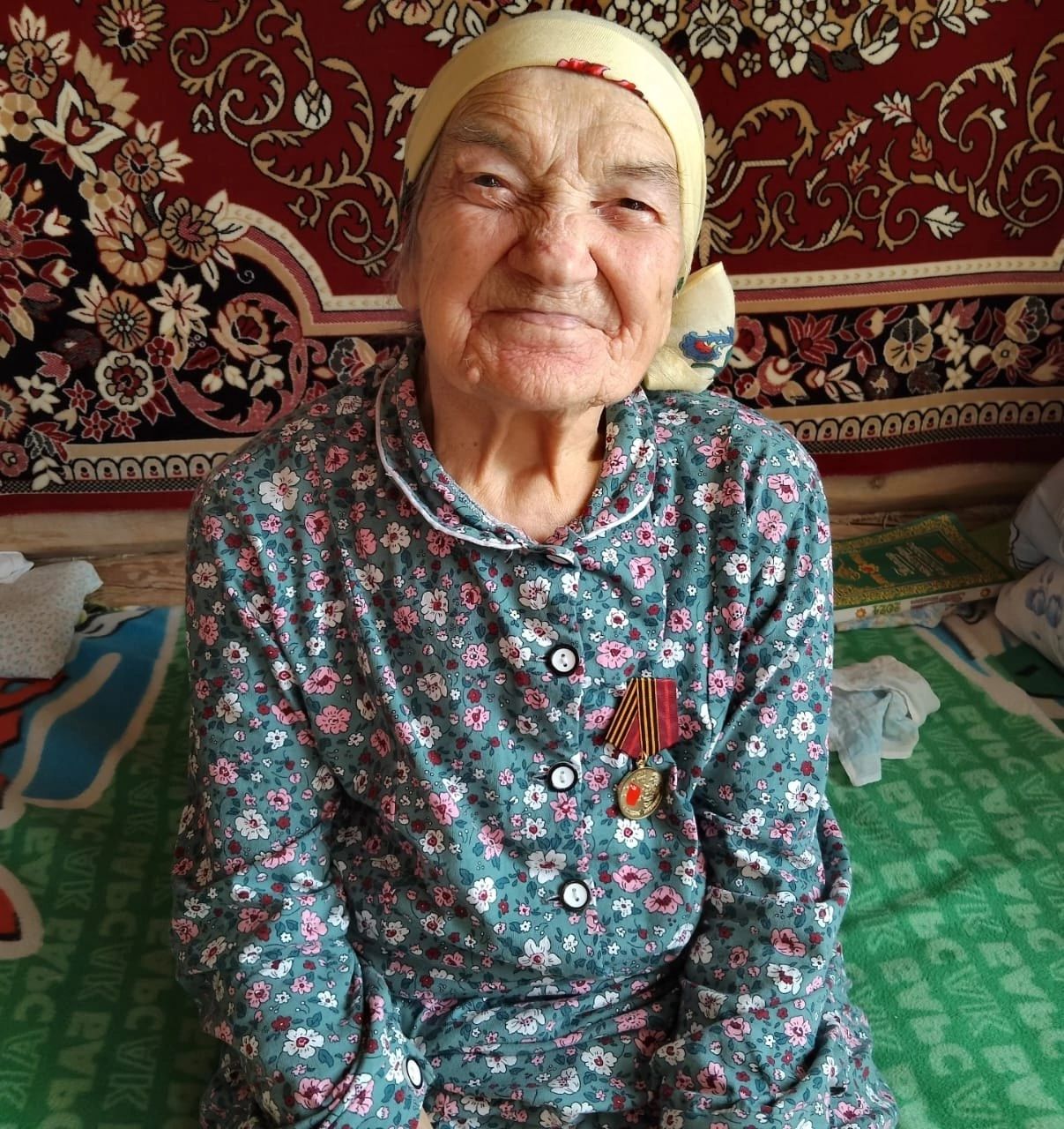 В селе Каракашлы состоялось награждение медалями «80 лет Победы в Великой Отечественной войне»
