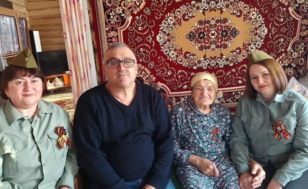 В селе Каракашлы состоялось награждение медалями «80 лет Победы в Великой Отечественной войне»