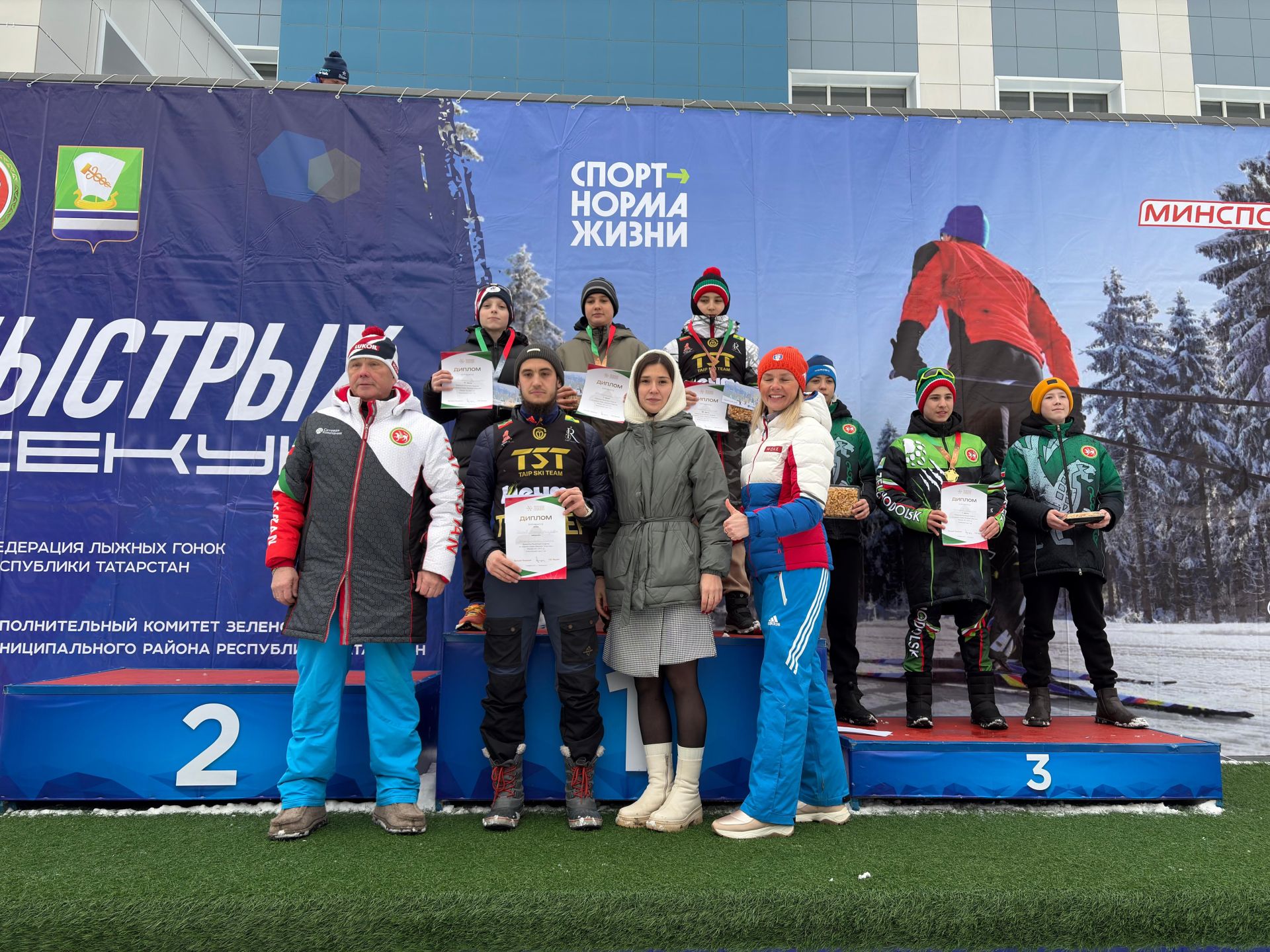 Юные чемпионы на старте: Первенство Республики Татарстан по лыжным гонкам «Надежды Татарстана – 2025» в Зеленодольске