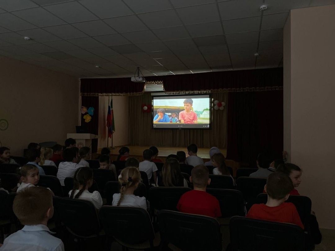 Показ фильма «Испытание аулом» в Уруссинской школе № 1