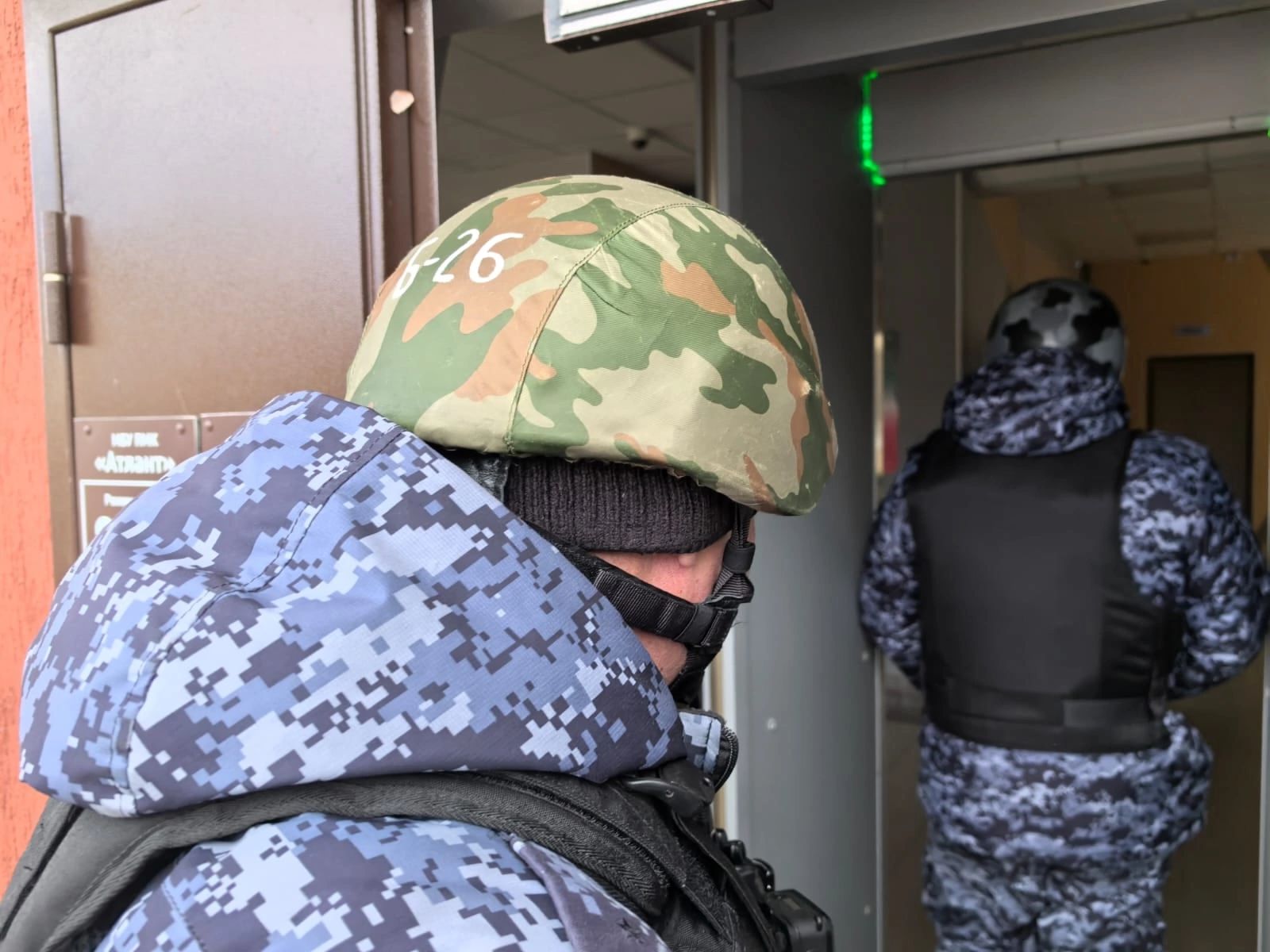 Тренировка по антитеррористической безопасности в ПМК «Атлант»
