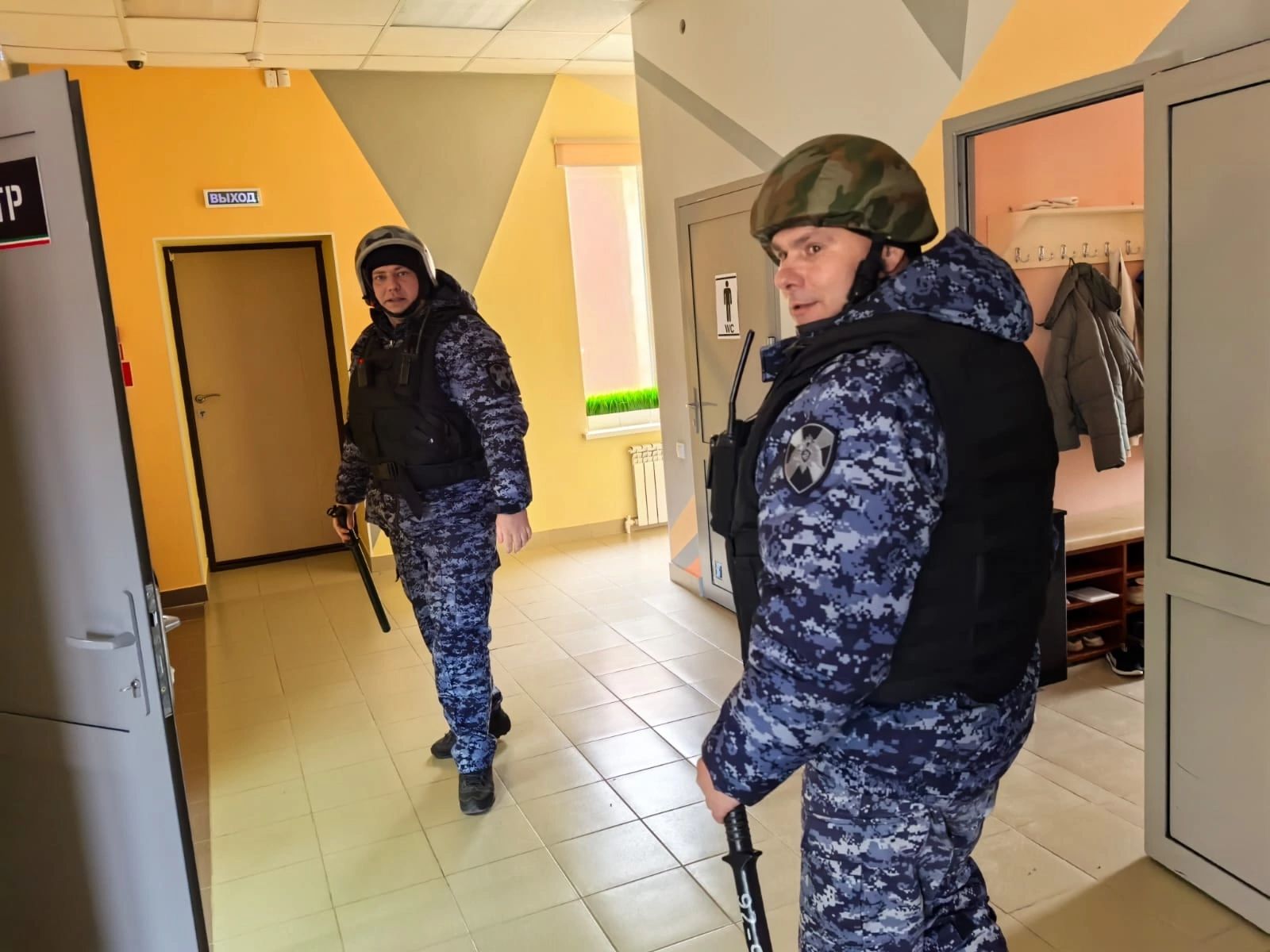 Тренировка по антитеррористической безопасности в ПМК «Атлант»