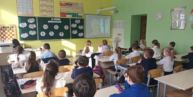 Внеурочное занятие «Разговоры о важном»: Международный женский день