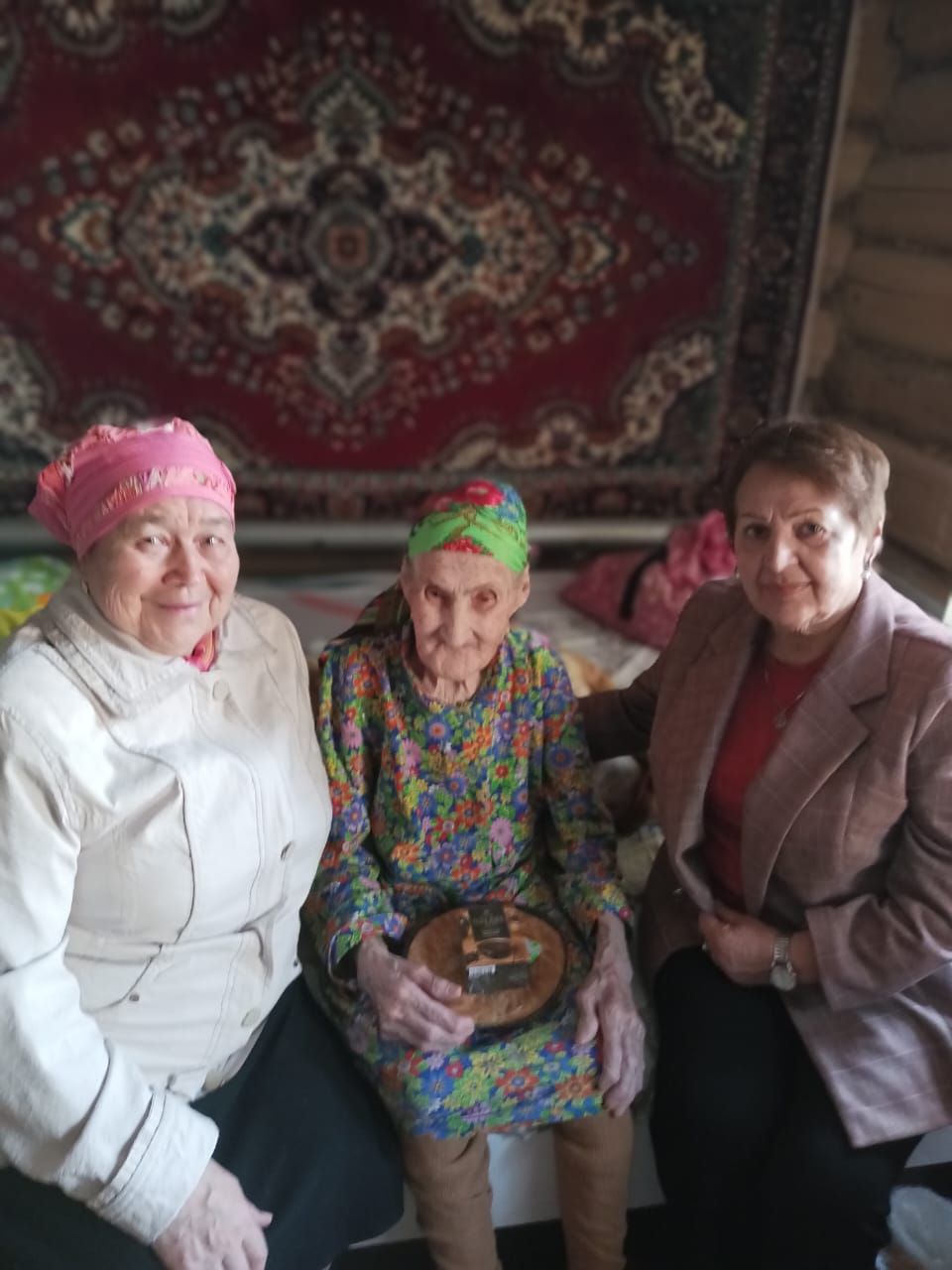 Акция «К ветерану в гости» продолжает объединять поколения в Ютазинском районе