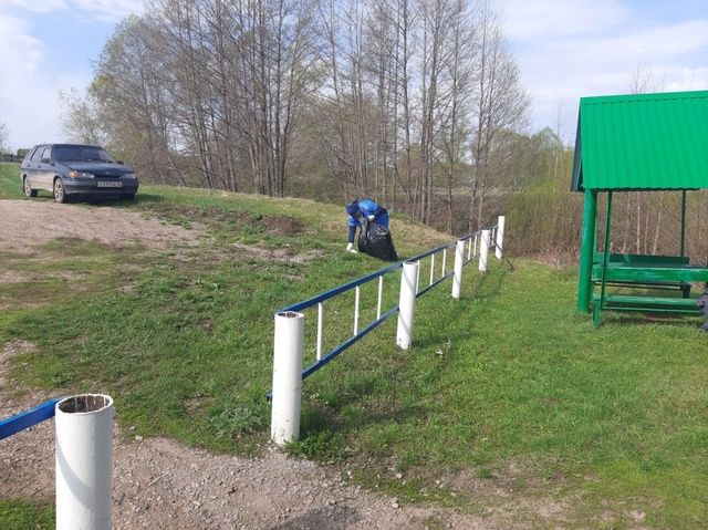 Байряки-Тамакский СДК и библиотека провели экологический субботник «Чистый Родник»