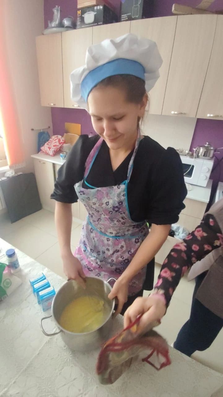 Учащиеся Дымтамакской школы умеют готовить блины