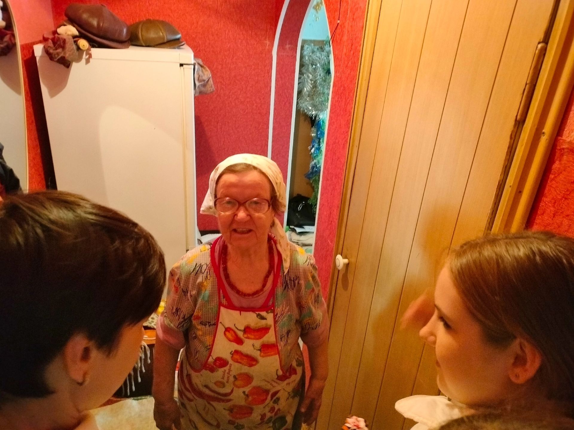 Акция «Поздравления детей войны на дому»