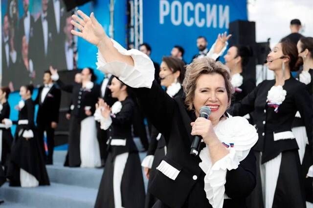Павел Козенко победил в конкурсе патриотической песни