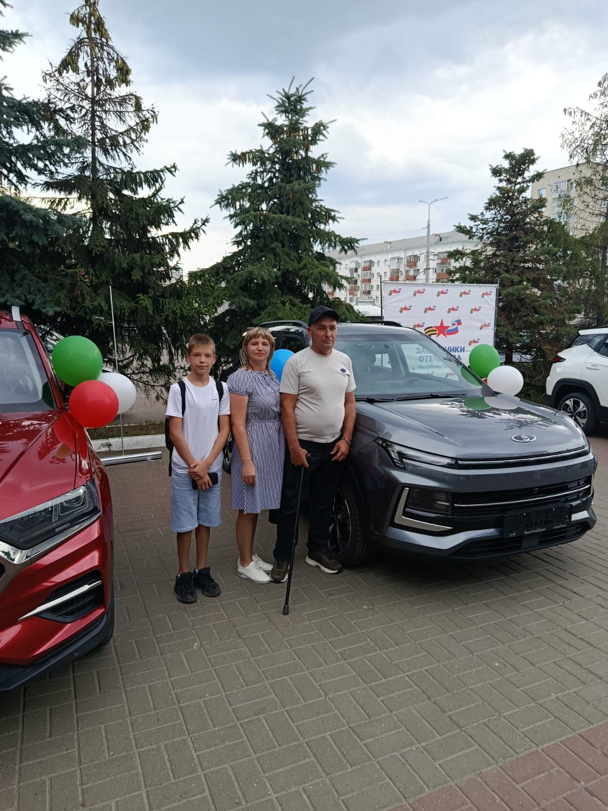 Ветерану СВО из села Ютаза вручили ключи от автомашины