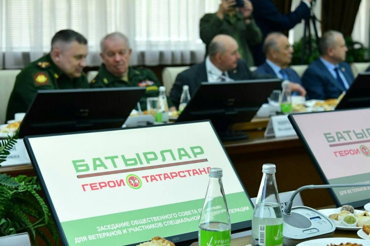 Минниханов запустил обучающую программу «Батырлар»
