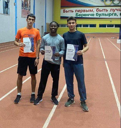 От школьной скамьи — к студенческим высотам