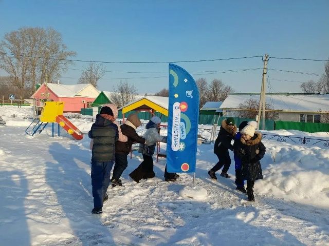 Зимние секреты вместе с библиотекой