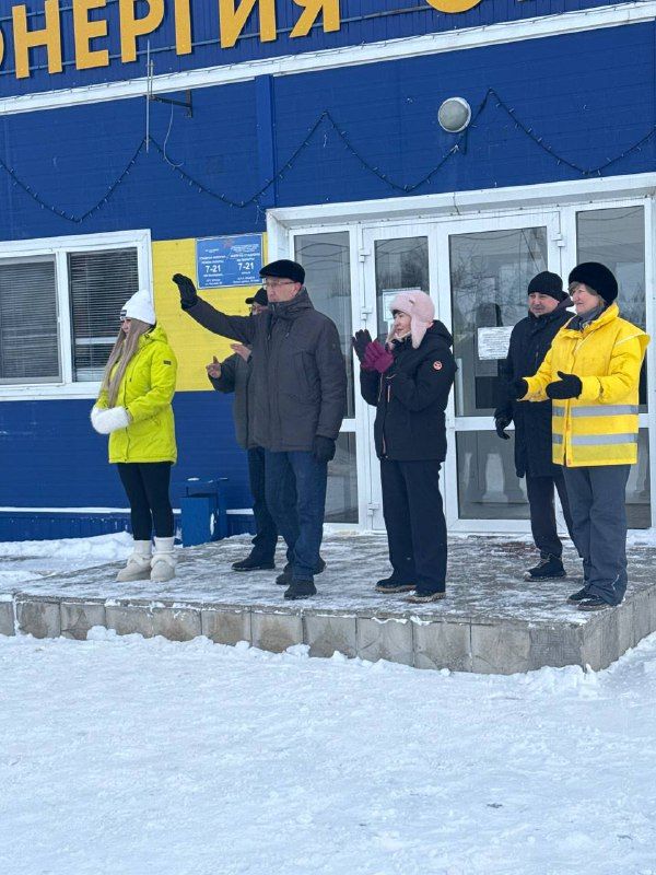 Юные гонщики со всей округи встретились на ледовой трассе в Уруссу