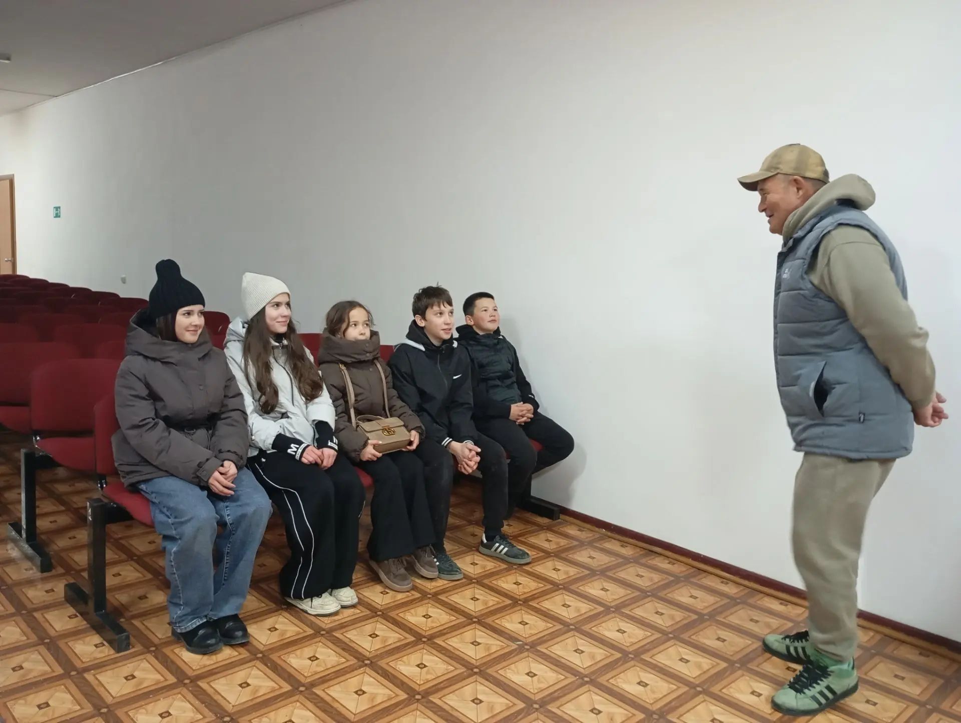 В Дым-Тамакском СДК выбрали здоровье: профилактическая встреча и семейный турнир по теннису
