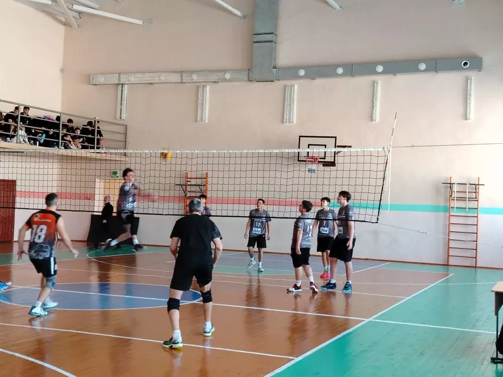 Волейбол на кубок Защитника: в селе Байряка кипят страсти!