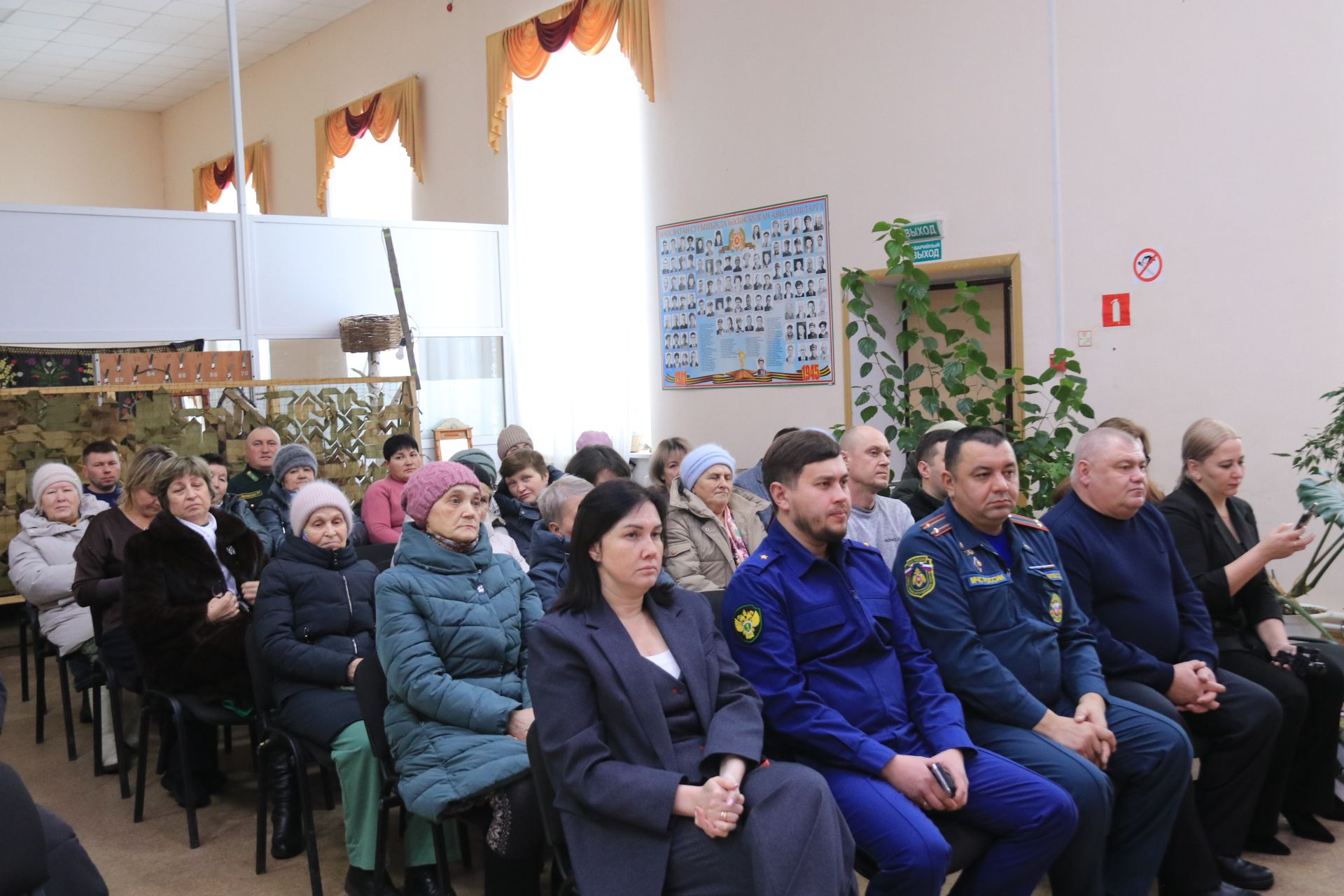 Каразерикцы хотят новый магазин