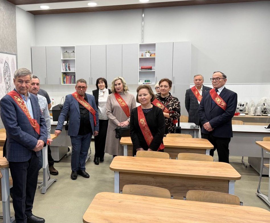 Ютазинская школа собрала своих выпускников