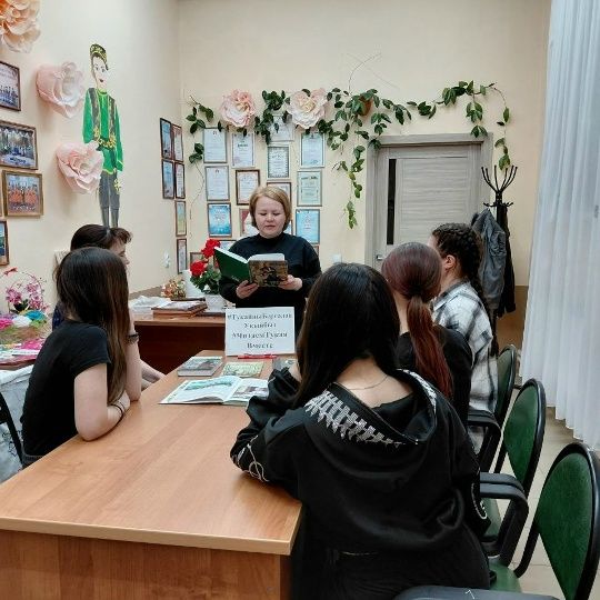 «Бәйрәм бүген!»  поэзия единения