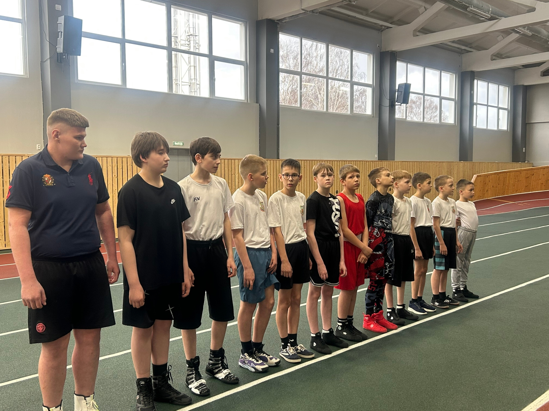 Спорт как школа патриотизма: боксёры и кадеты обменялись опытом