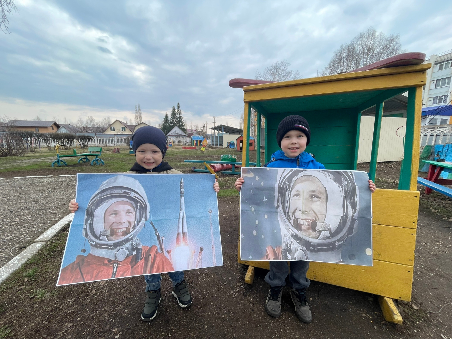 «Улыбка Гагарина»: дошкольники «Рябинки» отметили День космонавтики