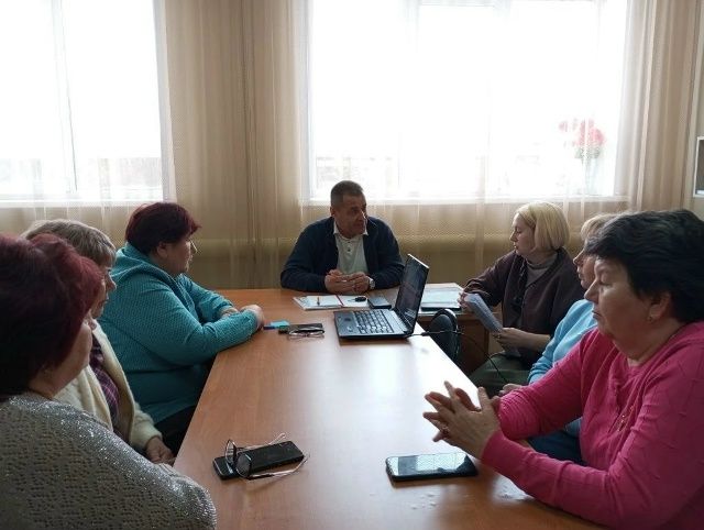 Диалог власти и народа: встреча с главой поселения