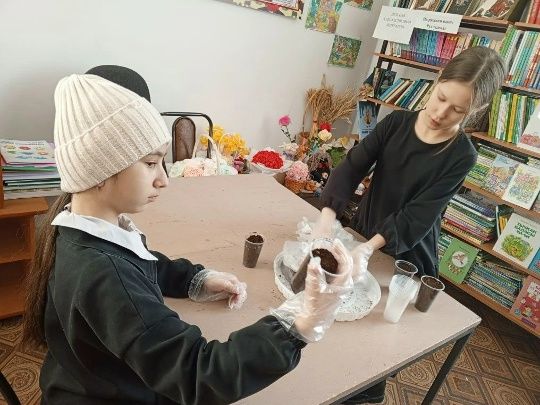 «Мастерицы» вырастят томаты с именами
