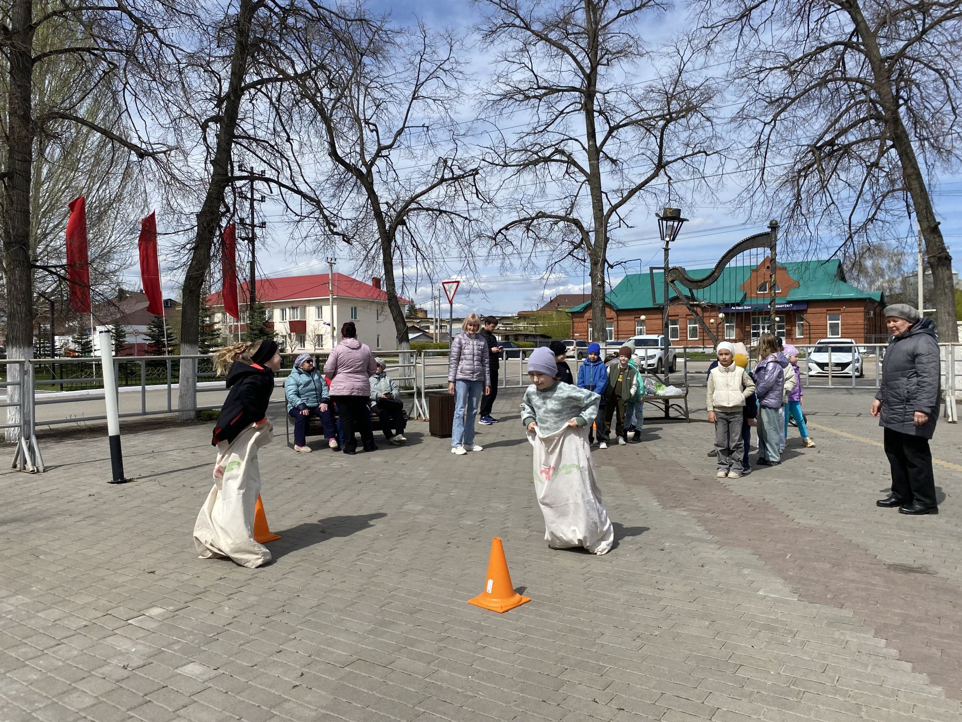 День Весны и Труда отметили в Ютазинском районе ярким концертом