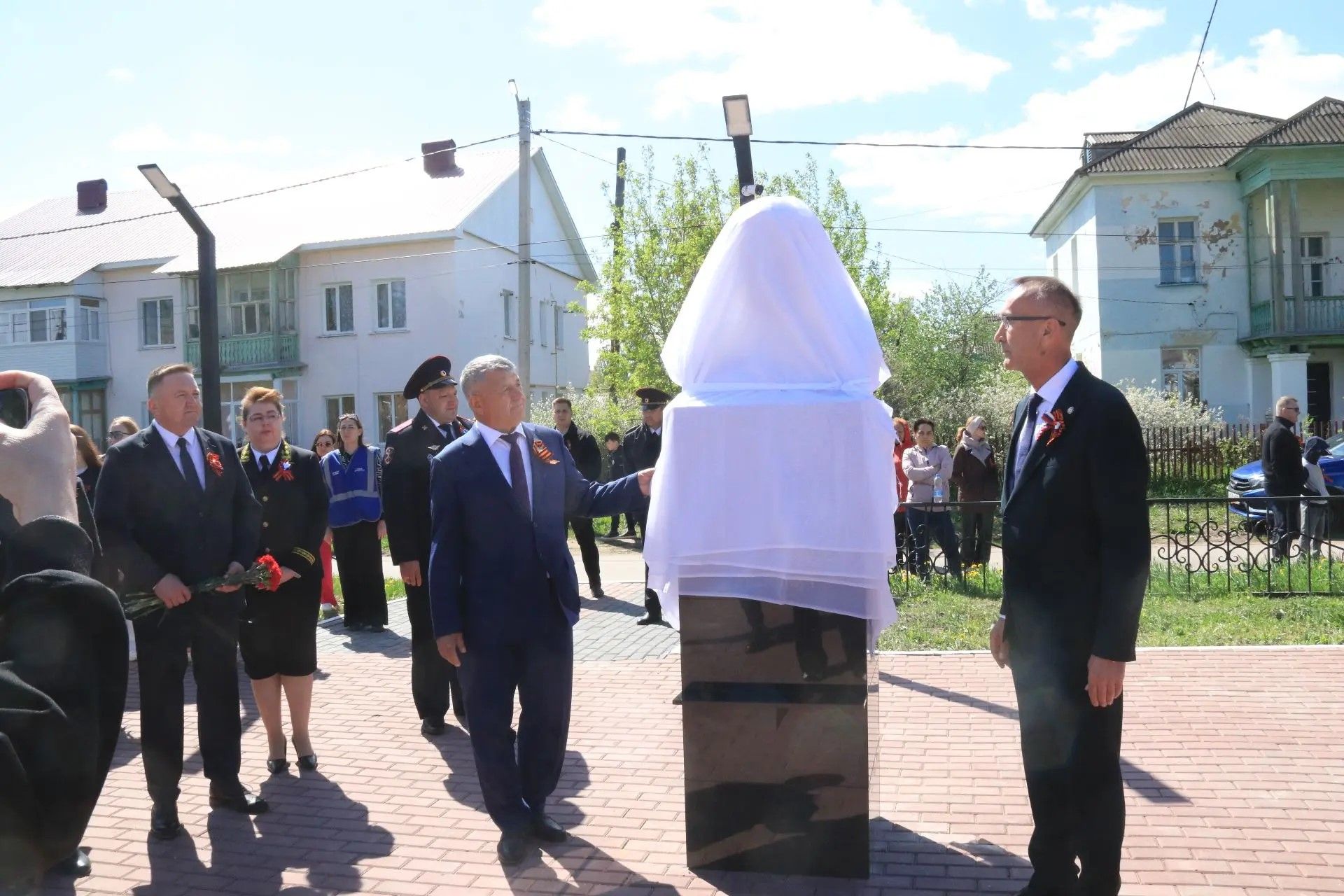 Бессмертный строй Победы – в Уруссу