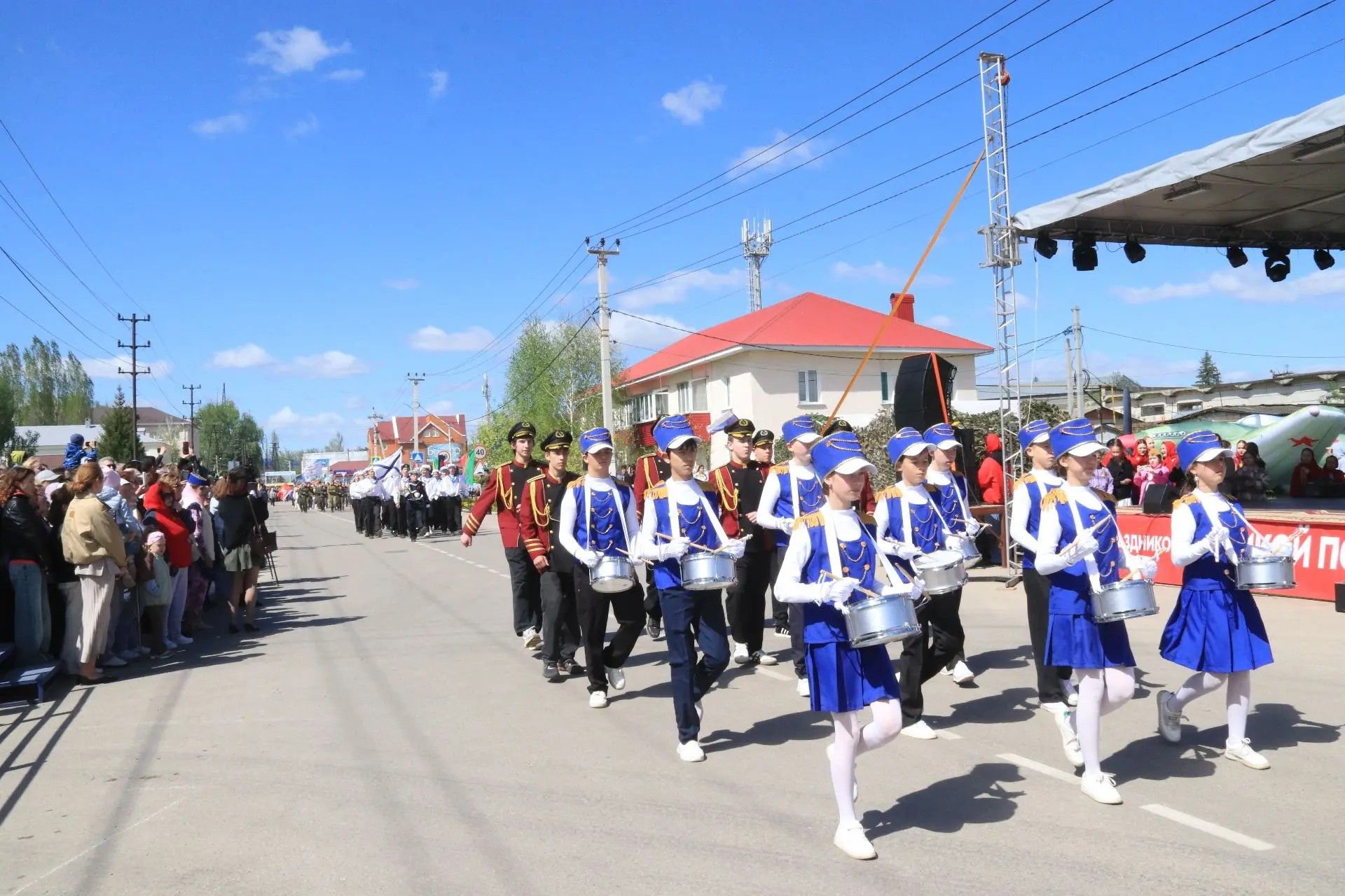 Бессмертный строй Победы – в Уруссу