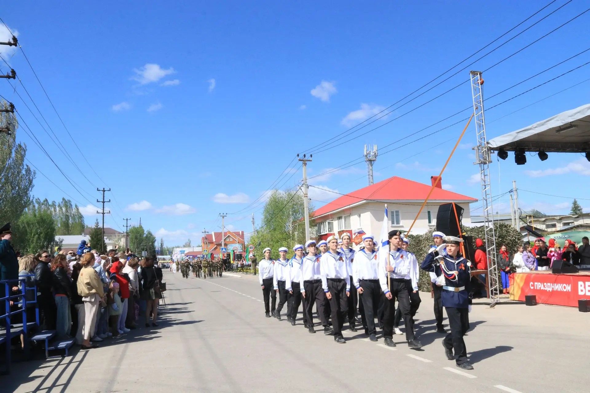 Бессмертный строй Победы – в Уруссу