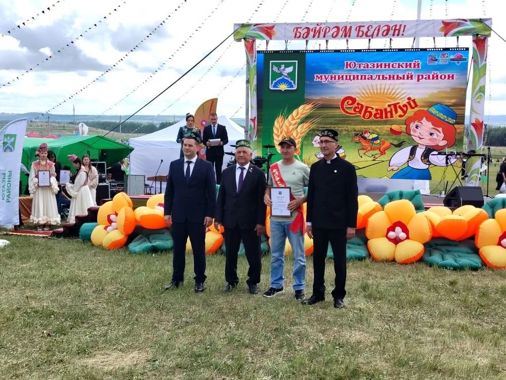 Достойные труда — достойной награды!