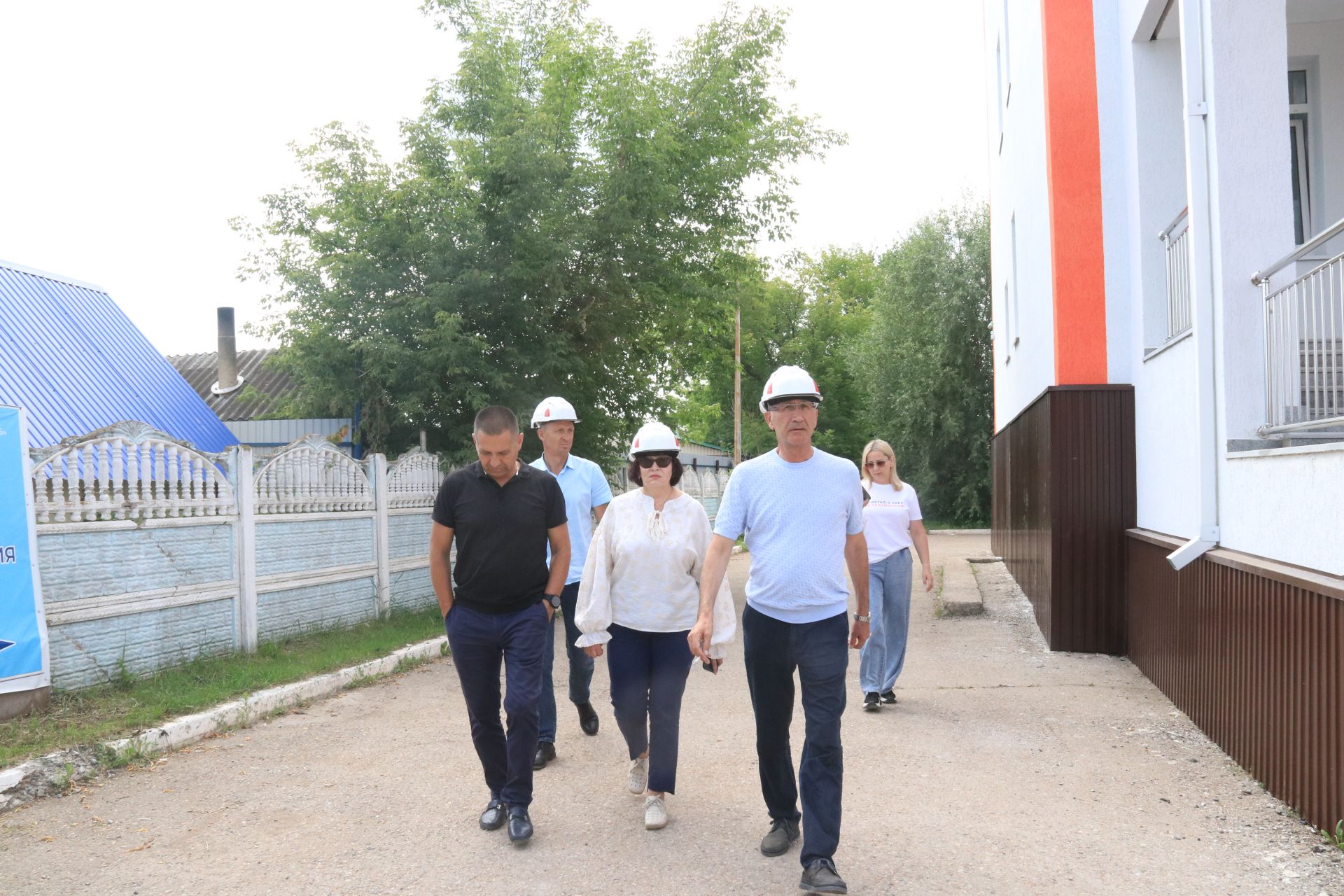 Рабочий объезд социальных объектов