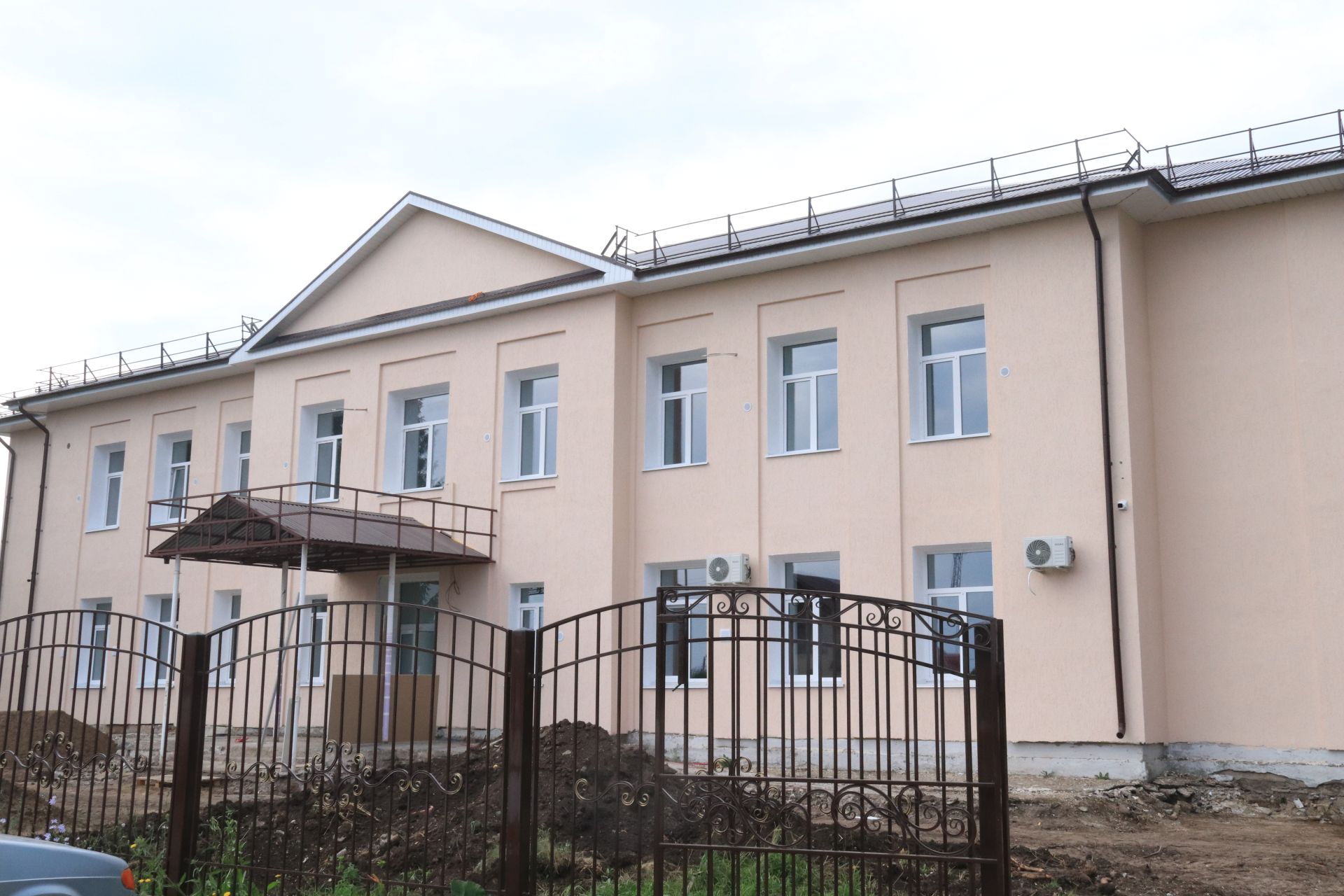 Рабочий объезд социальных объектов