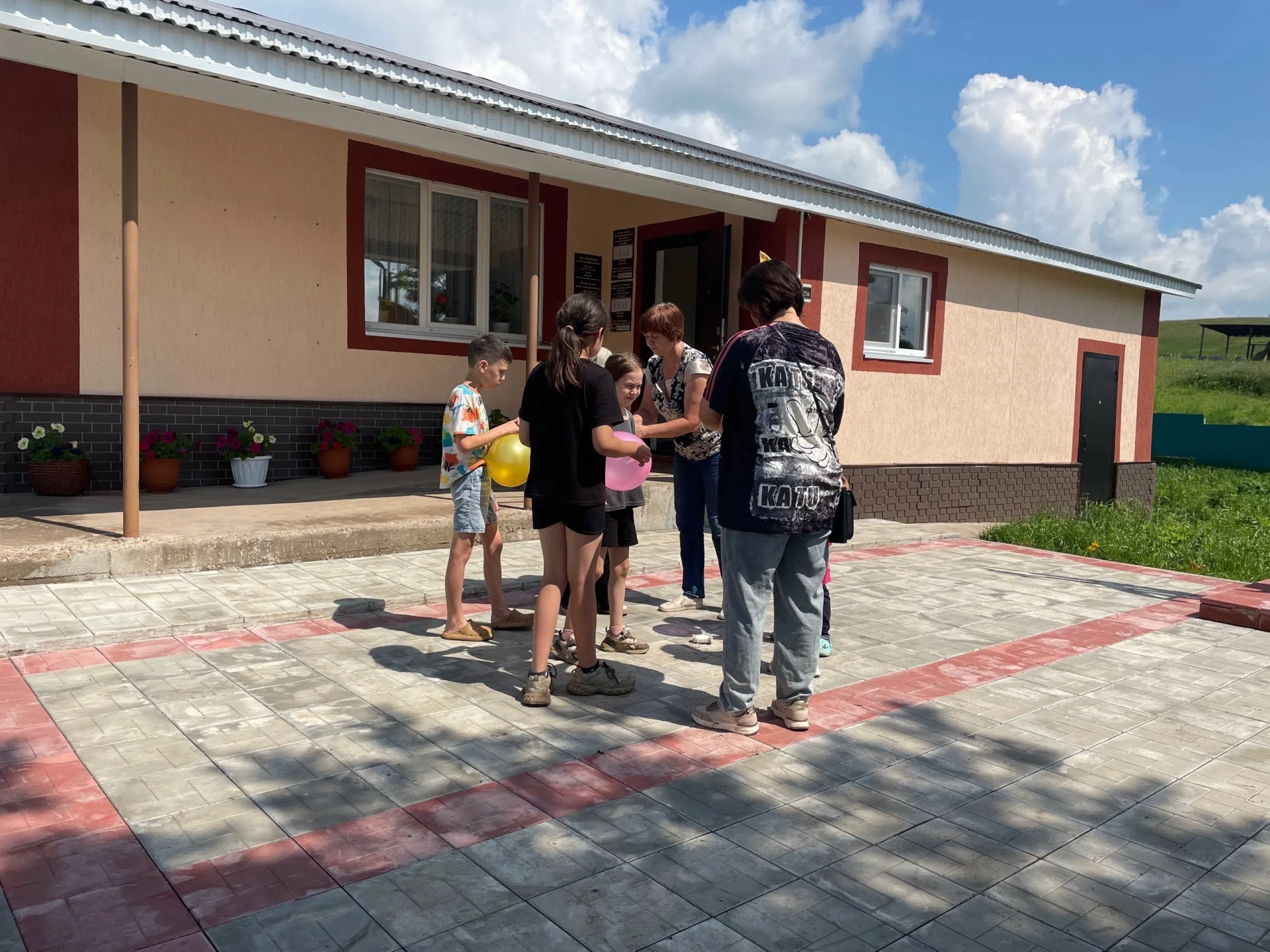 «Подвижные игры»: заряд энергии и радости в Яссы‑Тугайском СДК