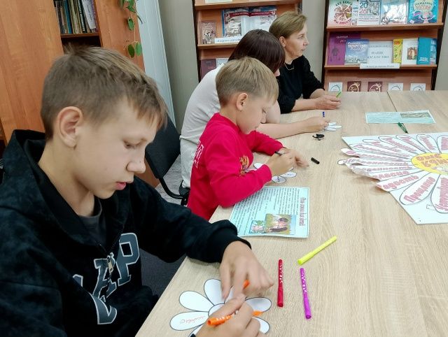 Семейный калейдоскоп: тепло родного очага в стенах библиотеки
