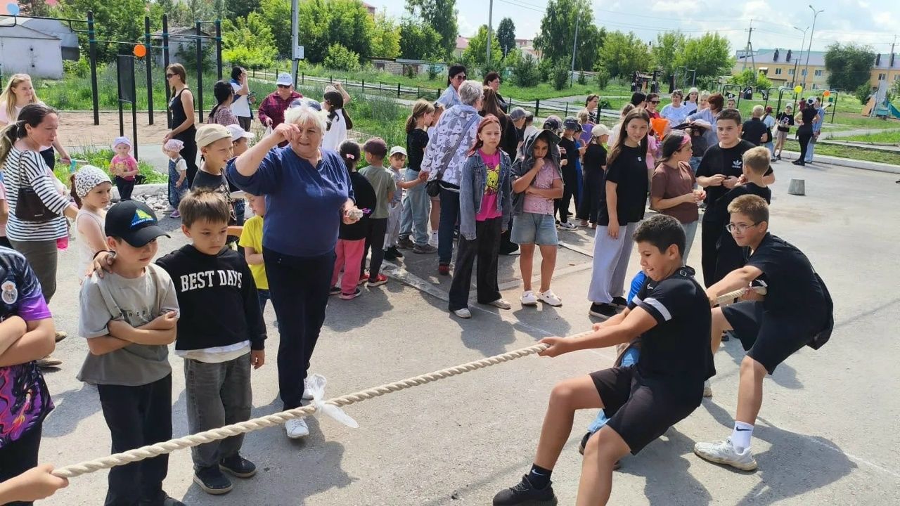 Веселый детский Сабантуй во дворе