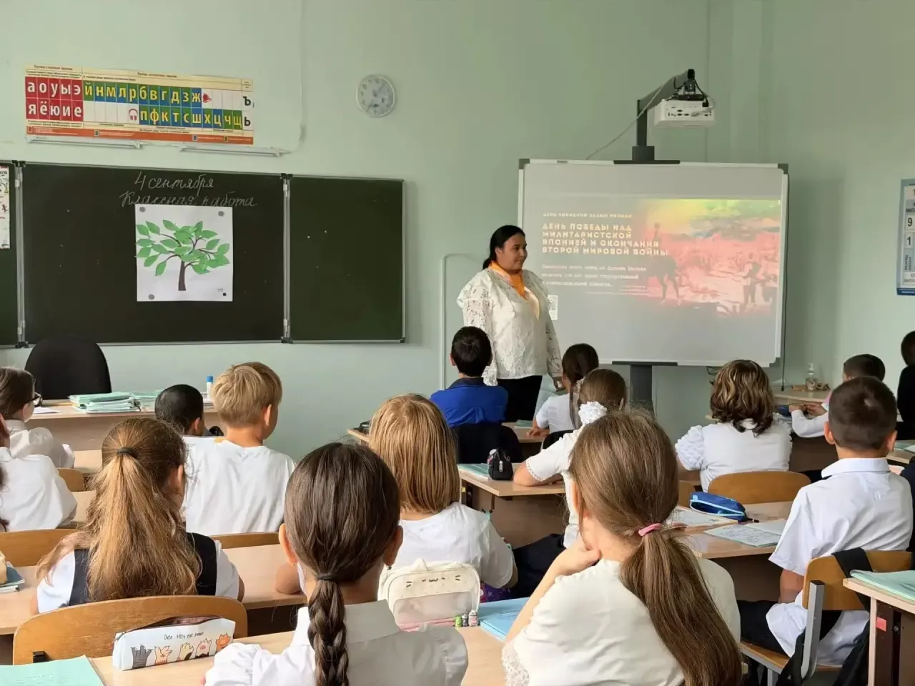 Урок памяти в гимназии