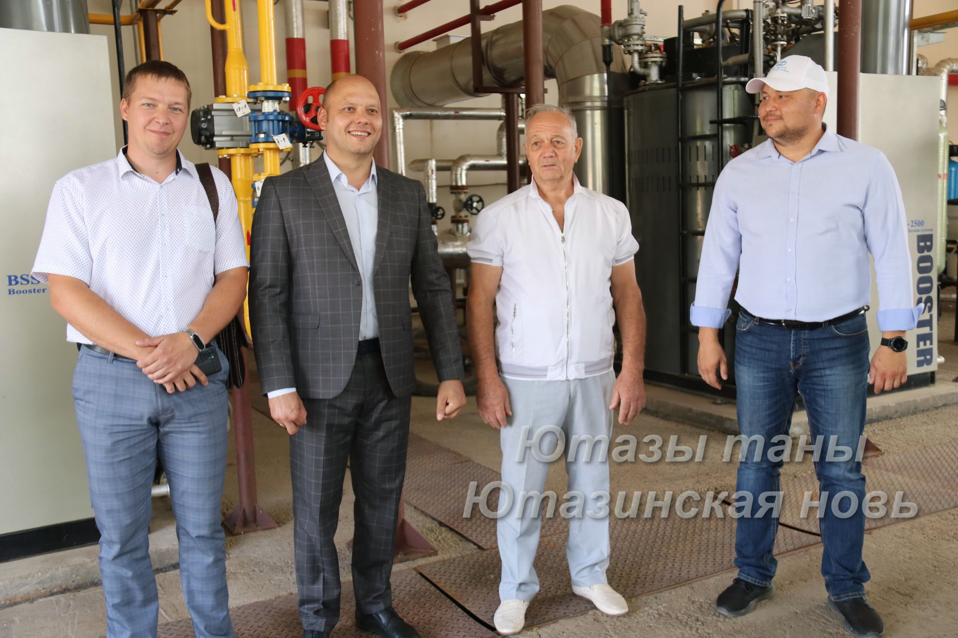 Уруссинский химический завод посетил Зиннур Халяфович Садриев – ветеран предприятия, долгие годы возглавлявший его работу