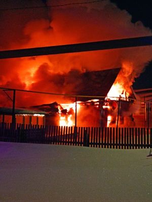 Ночной пожар в Уруссу унес жизни двух человек