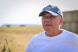 Раис РТ призвал ставить в пример не звёзд, а людей труда