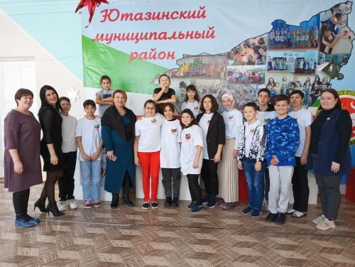 Ютазинские волонтеры «Лига активистов» встретились с представителем фонда «БлагоДарение»