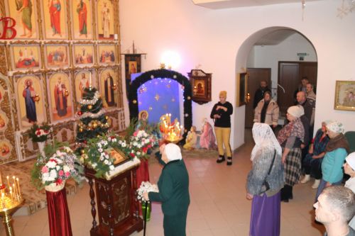 В Свято-Никольском  храме Уруссу состоялась Рождественская служба