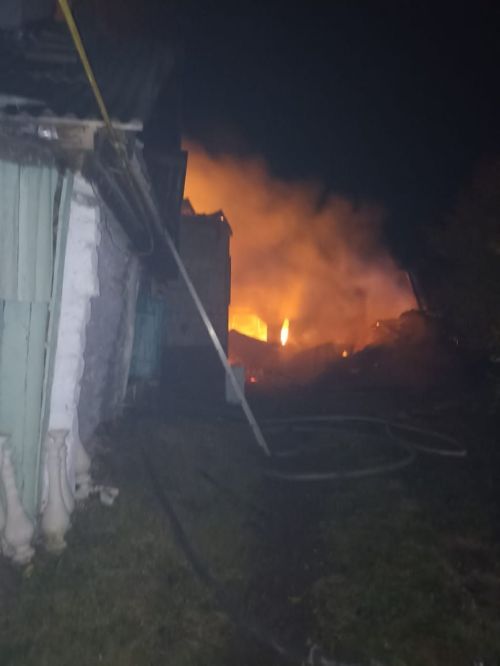 В Малых Уруссу ночью произошел пожар